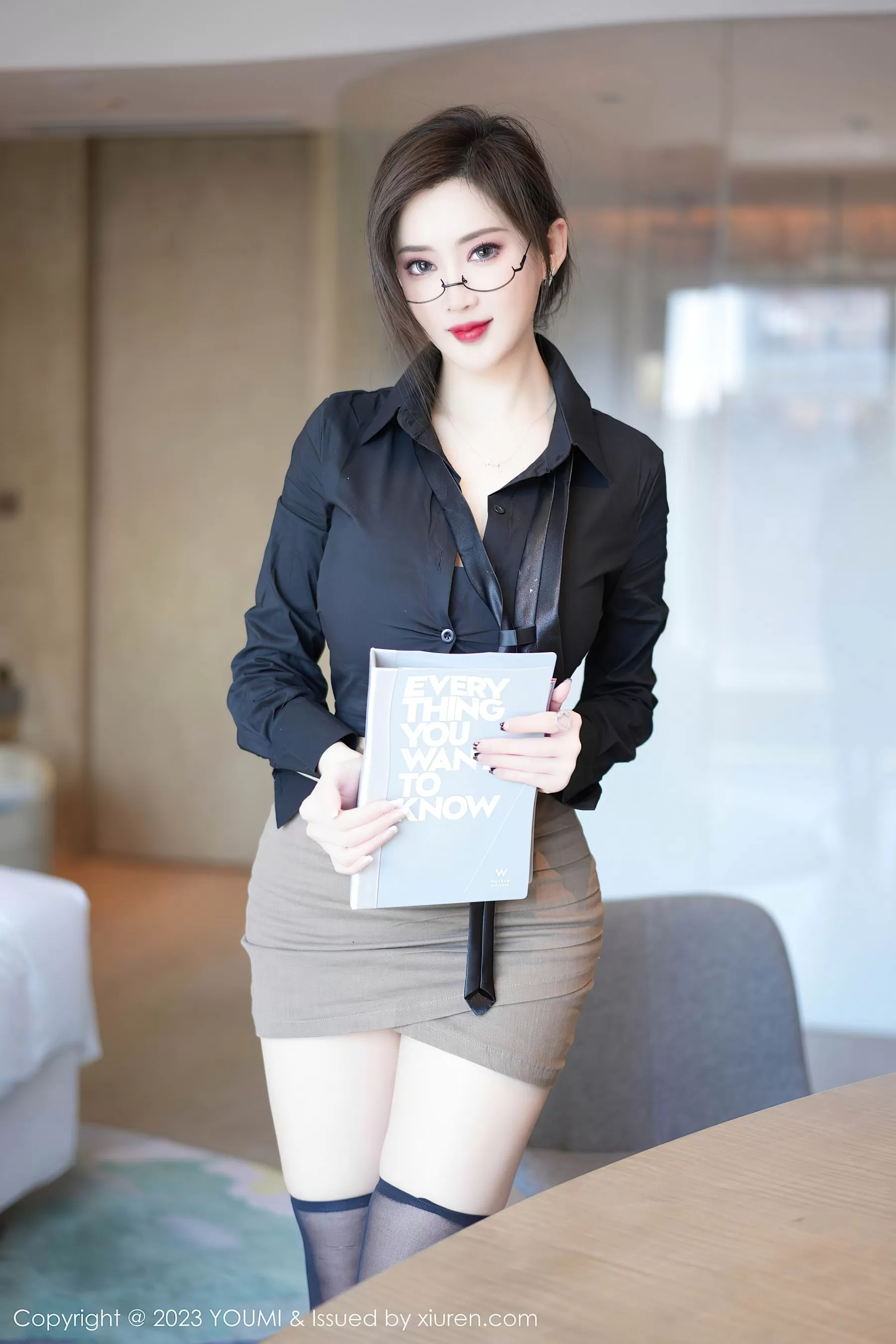  尤蜜荟 VOL.968 Carol周妍希 短裙黑丝 [83P]第28张