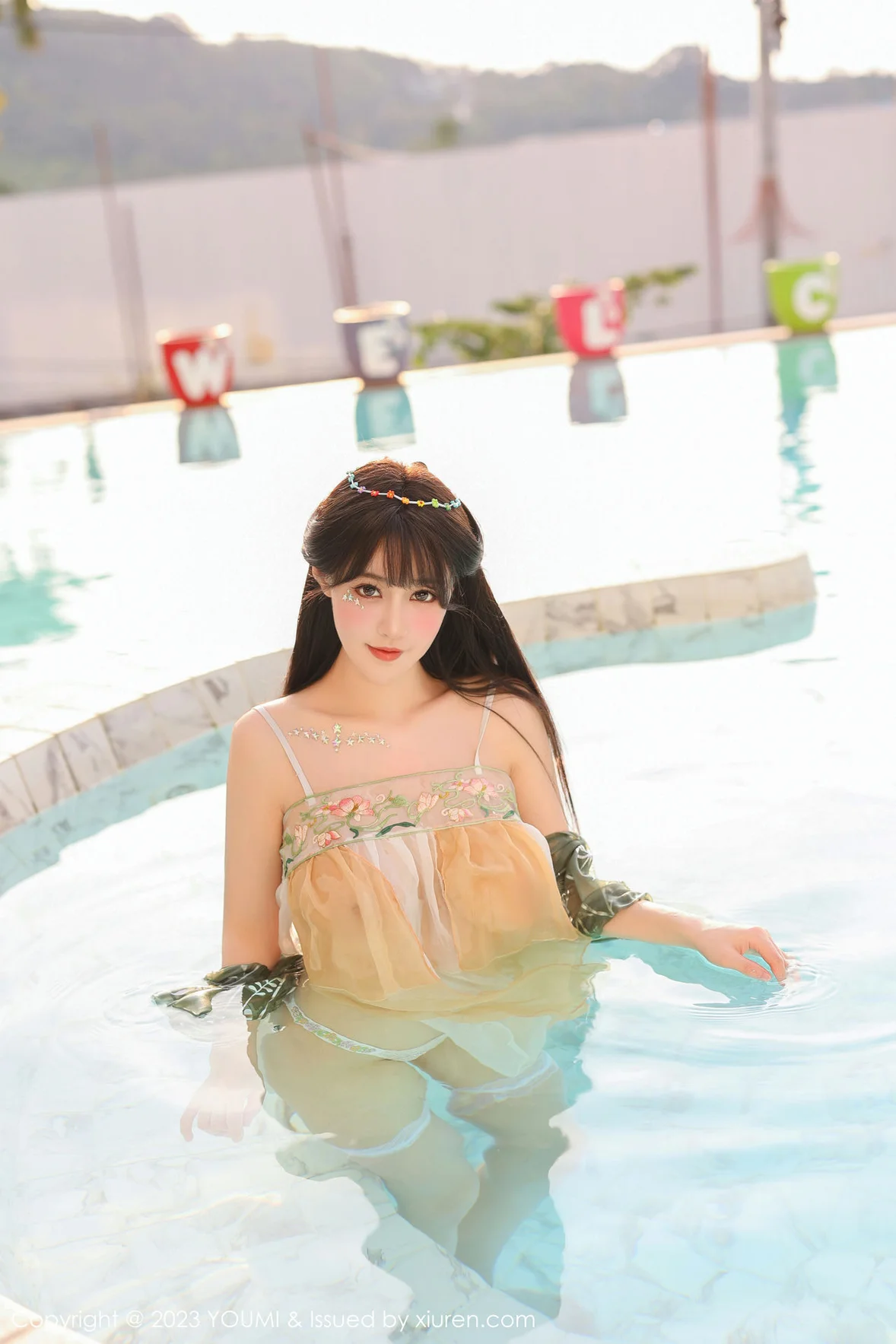  尤蜜荟 Vol.936 朱可儿Flora 白色丝袜普吉岛旅拍 [85P]第11张