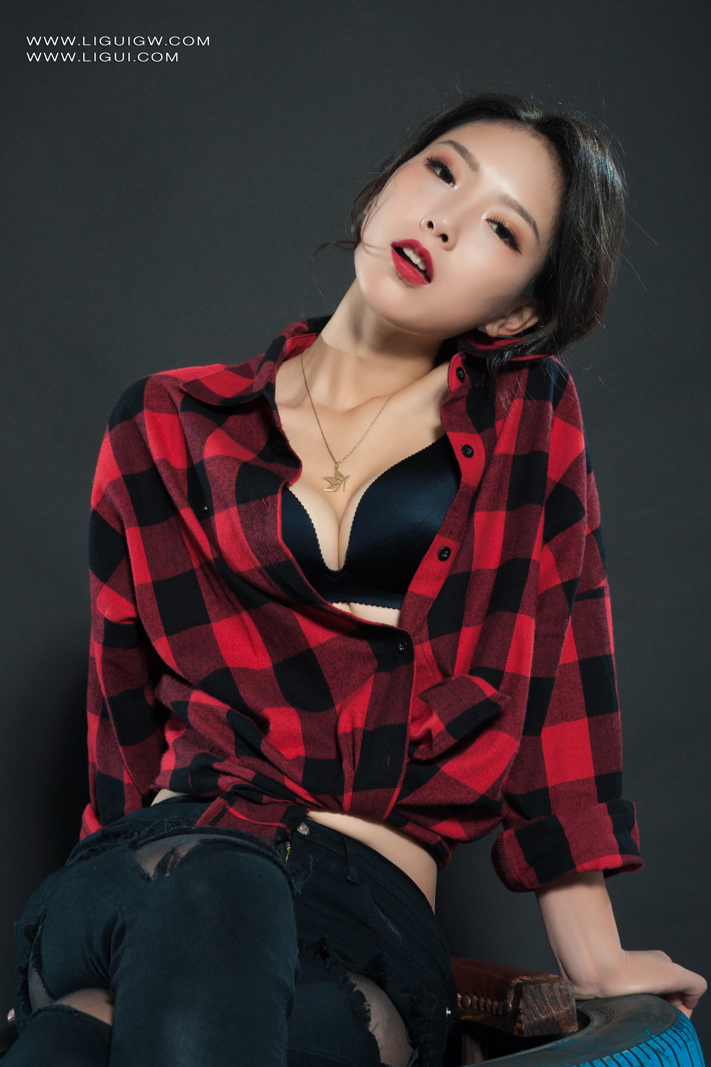 [Ligui丽柜] 2025.11.03《红与黑的激情碰撞》维拉 Weila第8张